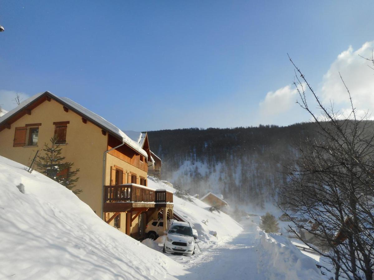 Chambre D'Hote Les Carlines Bed & Breakfast Arvieux Luaran gambar